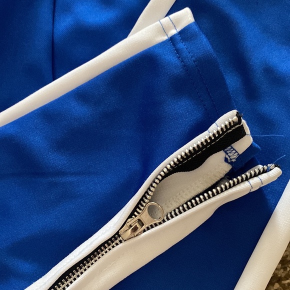 New blue and white sweatsuits for men - Picture 3 of 5